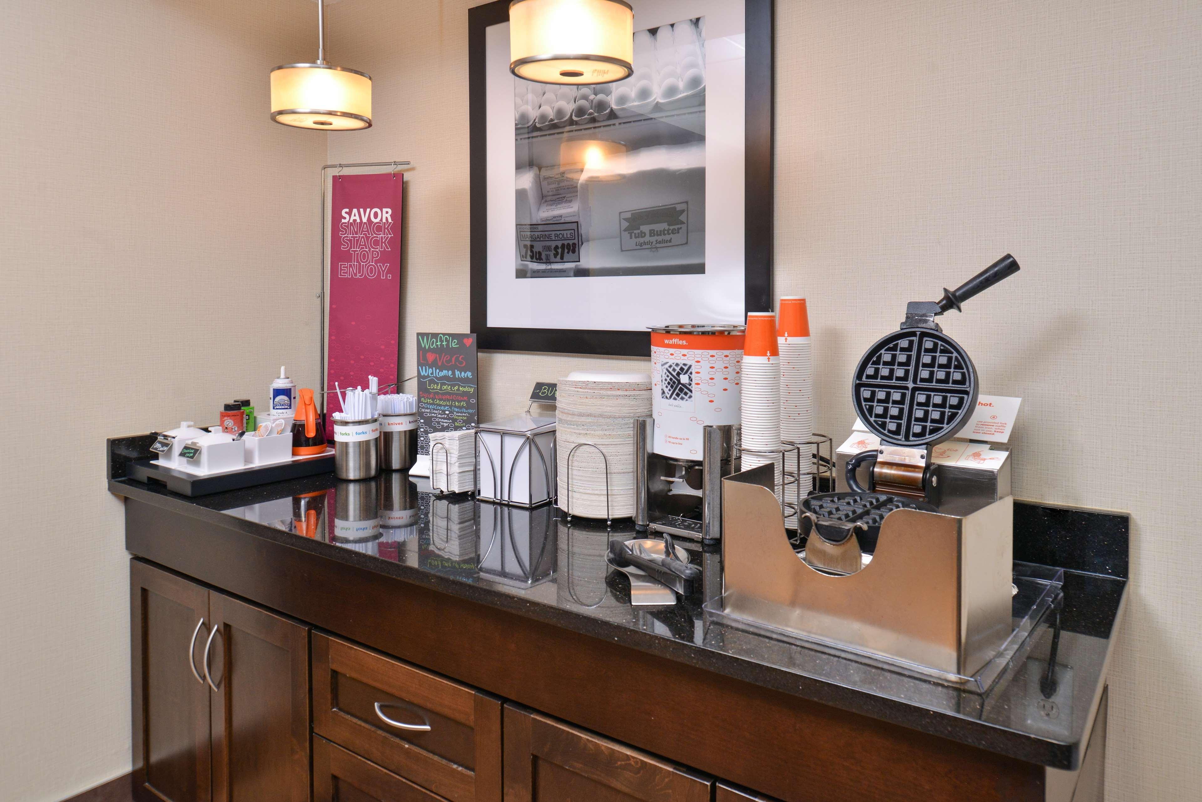 Hampton Inn Clarion Kültér fotó
