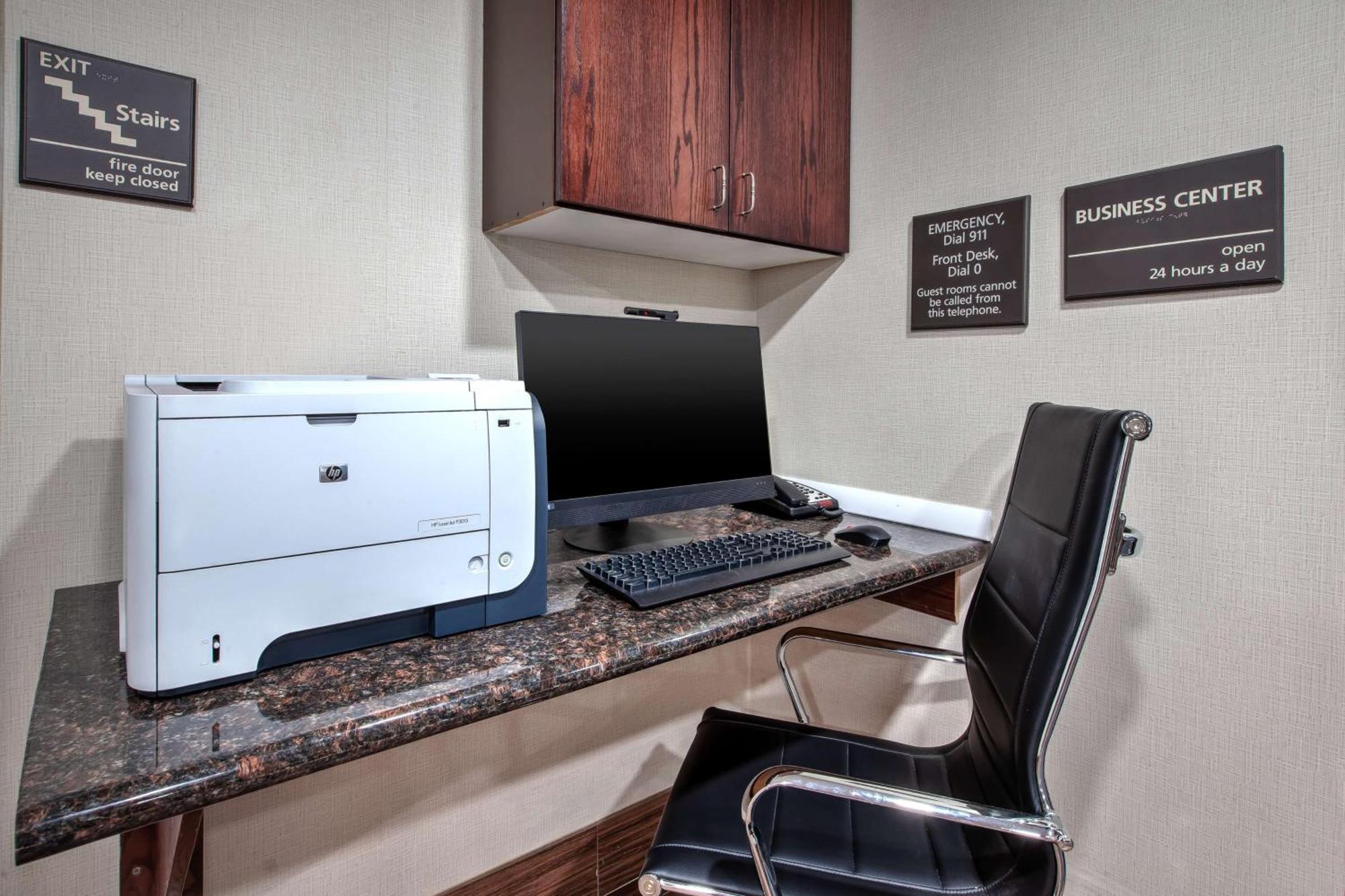 Hampton Inn Clarion Kültér fotó